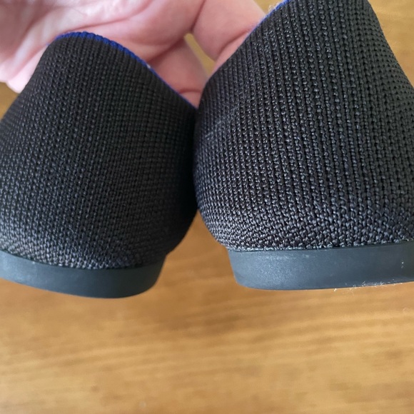 Well taken care of worn Rothy's black point, size 8.5 - Picture 2 of 4